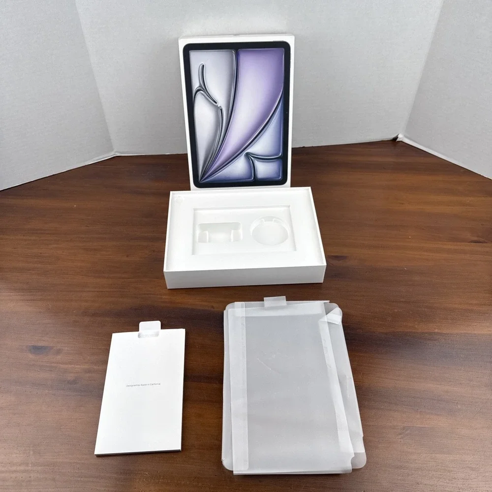 Apple iPad Air A2902 11-Inch 256GB Space Gray, EMPTY BOX ONLY‎